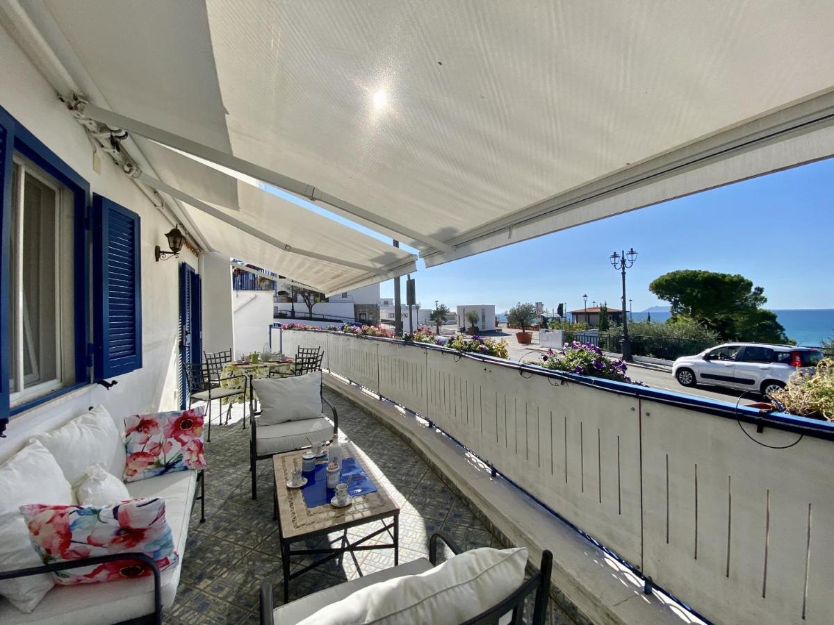 Holidaycasa Mike - Con Terrazzo Vista Mare سبرلونغا المظهر الخارجي الصورة