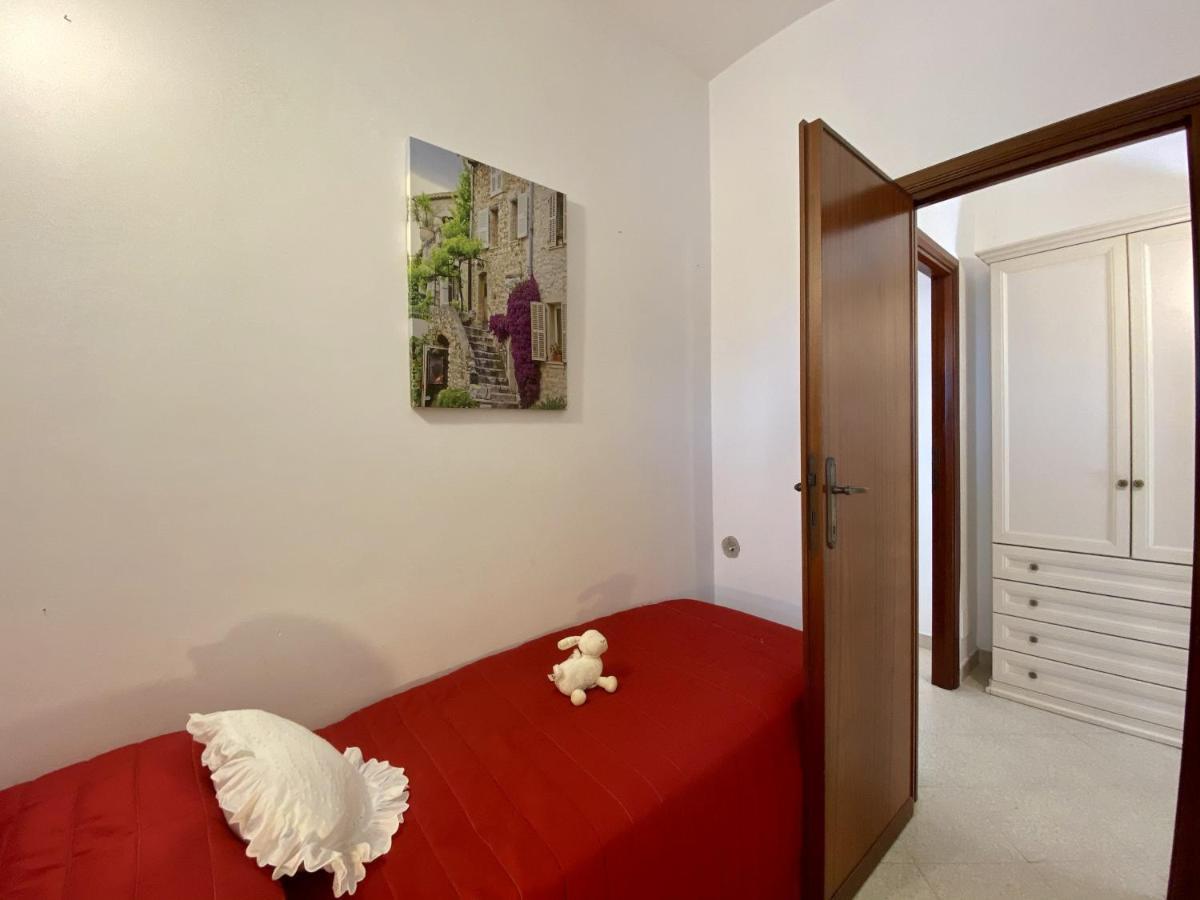Holidaycasa Mike - Con Terrazzo Vista Mare سبرلونغا المظهر الخارجي الصورة